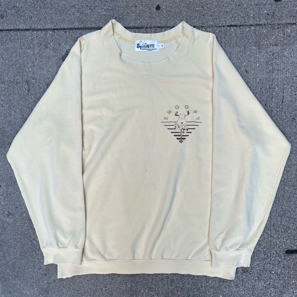 Vintage cream Snoopy sweatshirt